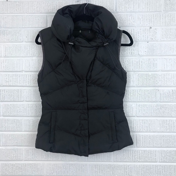 Elie Tahari Jackets & Blazers - Elie Tahari Brown Quilted Vest Casual Goose Down